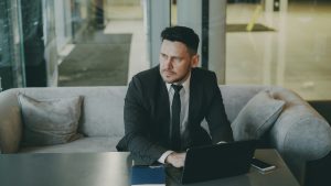 vitaly gariev HzF5f sjNyw unsplash
