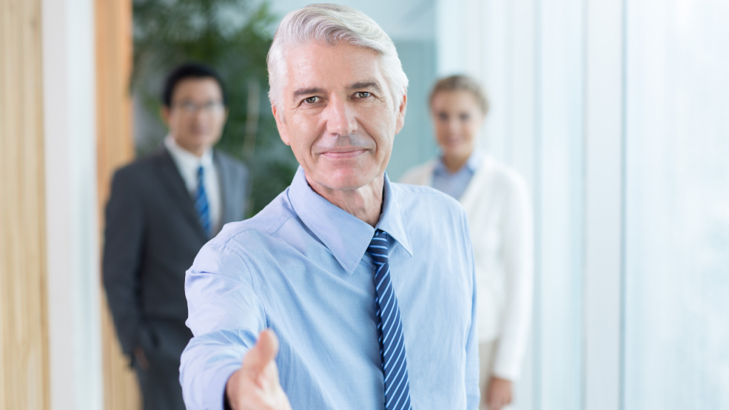 Every employee shows up to work with two kinds of effort. The first is the effort they owe you. It’s in the job description, it’s what the paycheck buys, and it’s what a performance review measure (2)